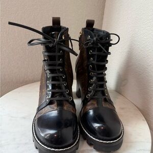 Louis Vuitton Star Trail Combat Boots
